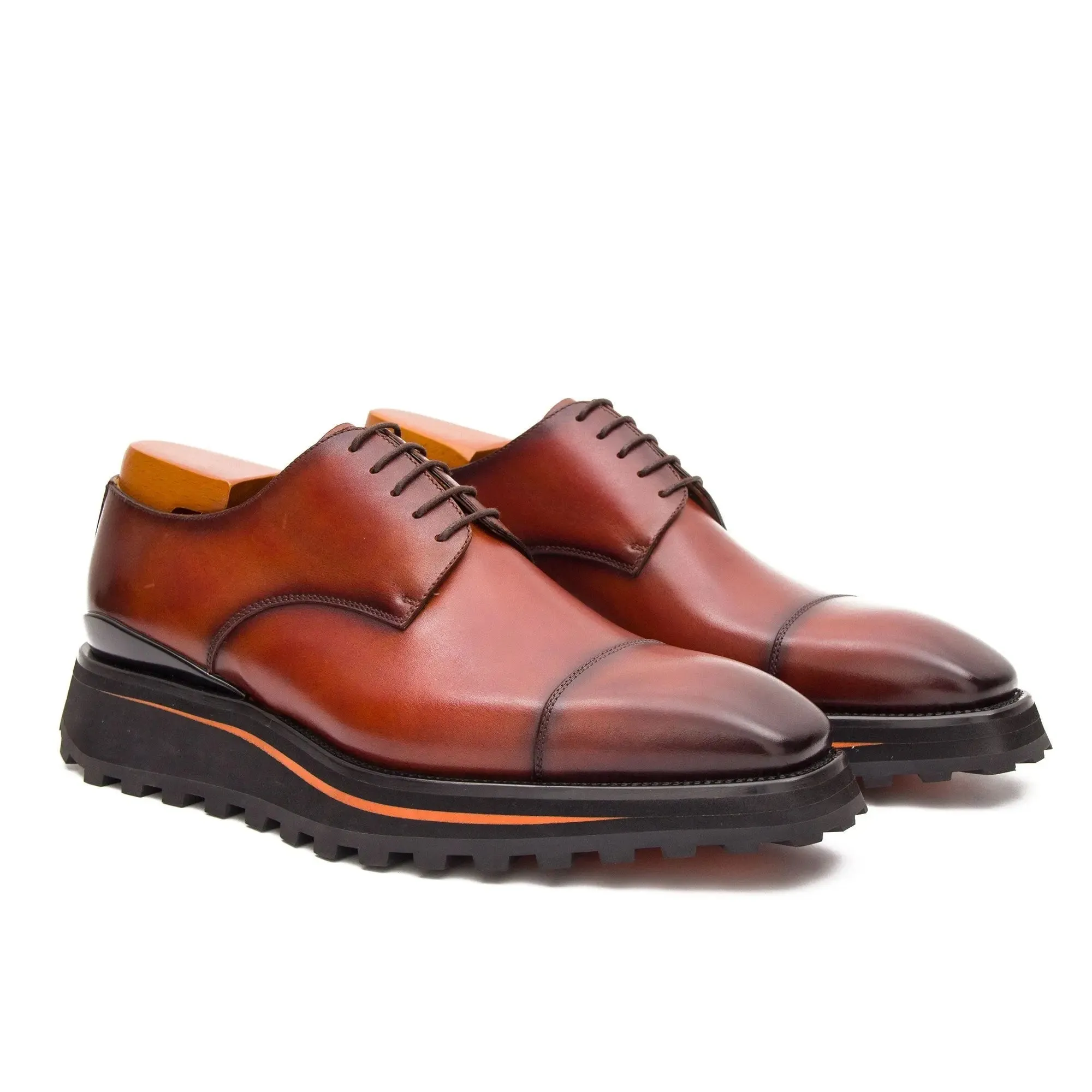 Calf leather dress three quarters derby shoes