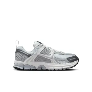 Grade School Nike Vomero 5 Pure Platinum Metallic Silver HF6998-002