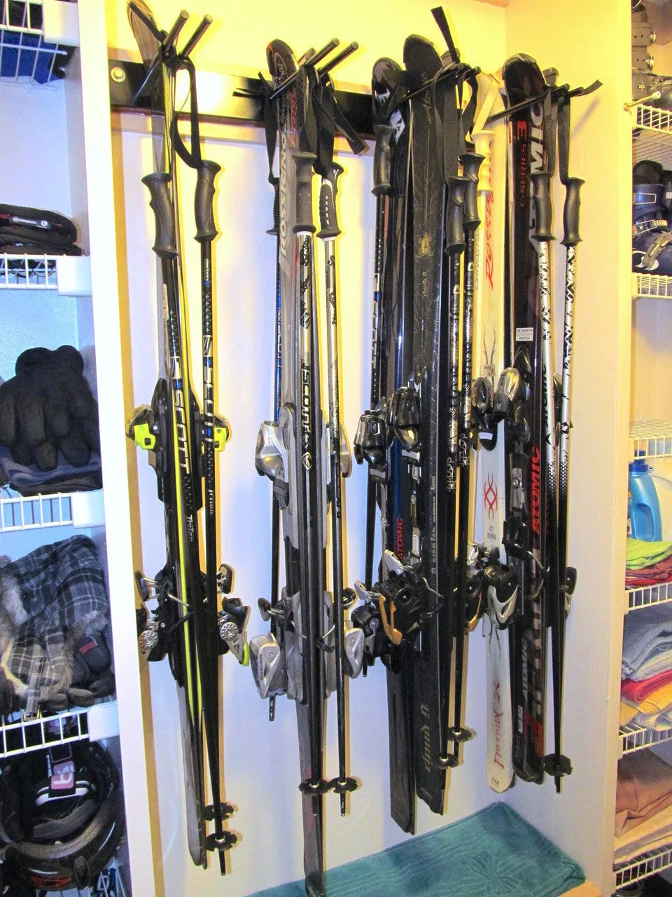 OUTLET | Snowbasin Ski Storage Rack | Holds 8 Pairs of Skis