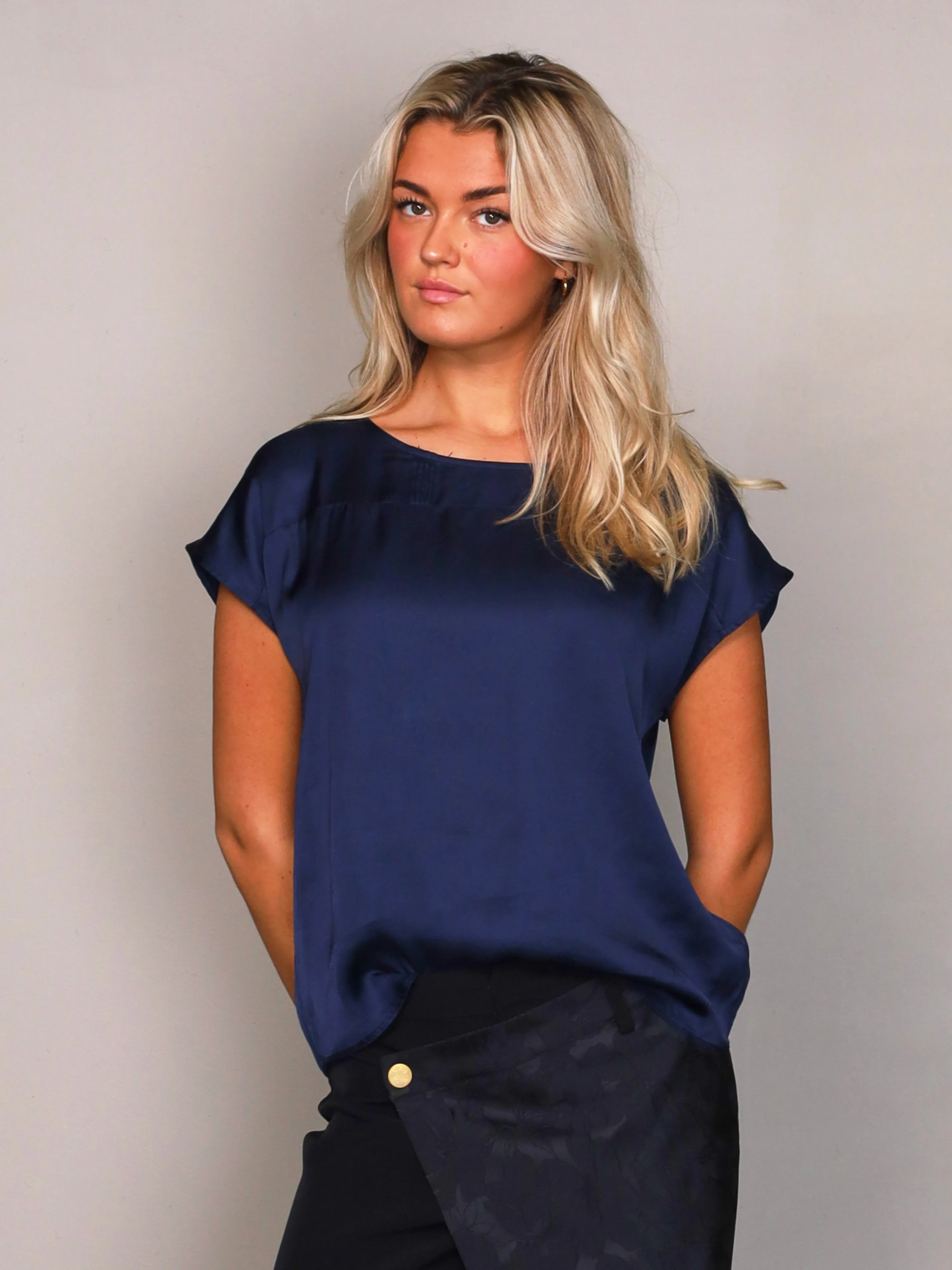 VALINA blouse - Classic Navy